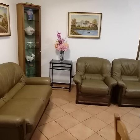 Casa Del Leone Leilighet Uscio Eksteriør bilde